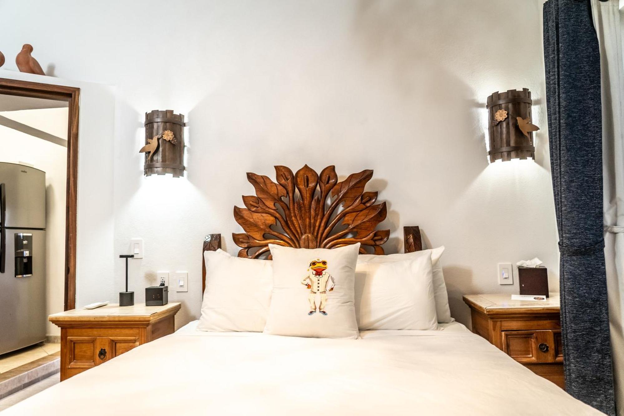 5 Frogs Hotel Бусеріас Екстер'єр фото