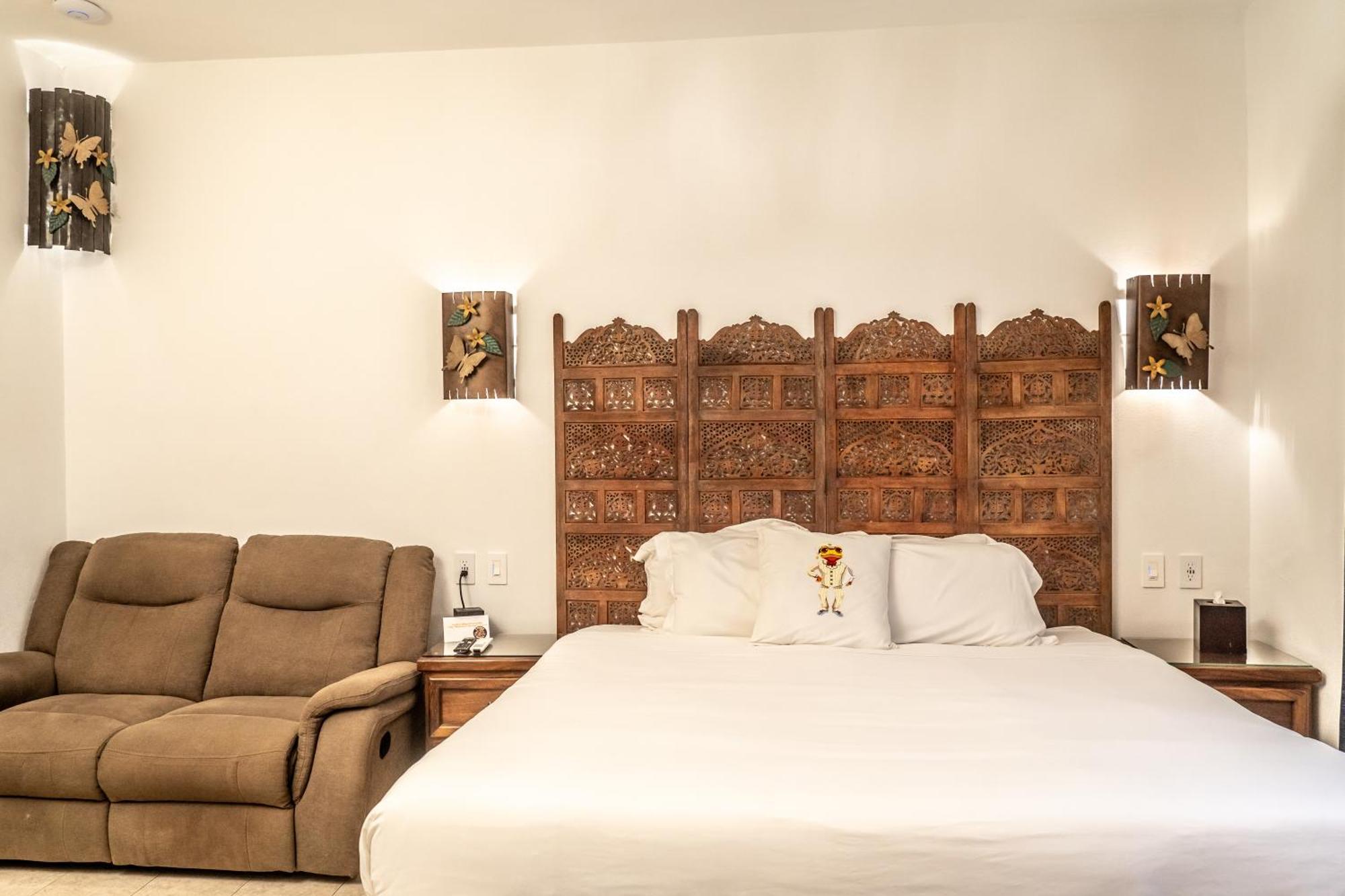 5 Frogs Hotel Бусеріас Екстер'єр фото